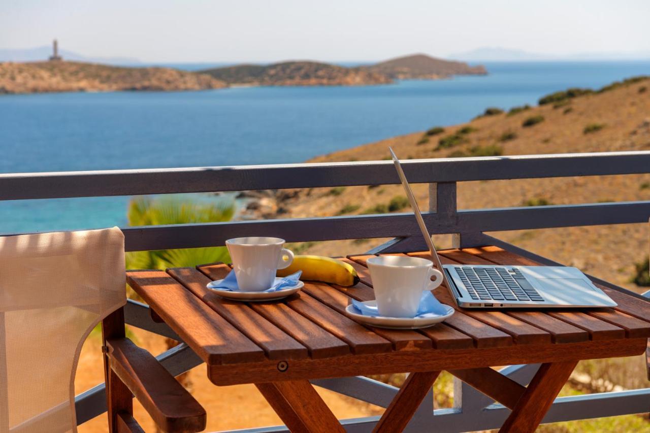 Sunrise Beach Suites Azolimnos Exterior photo