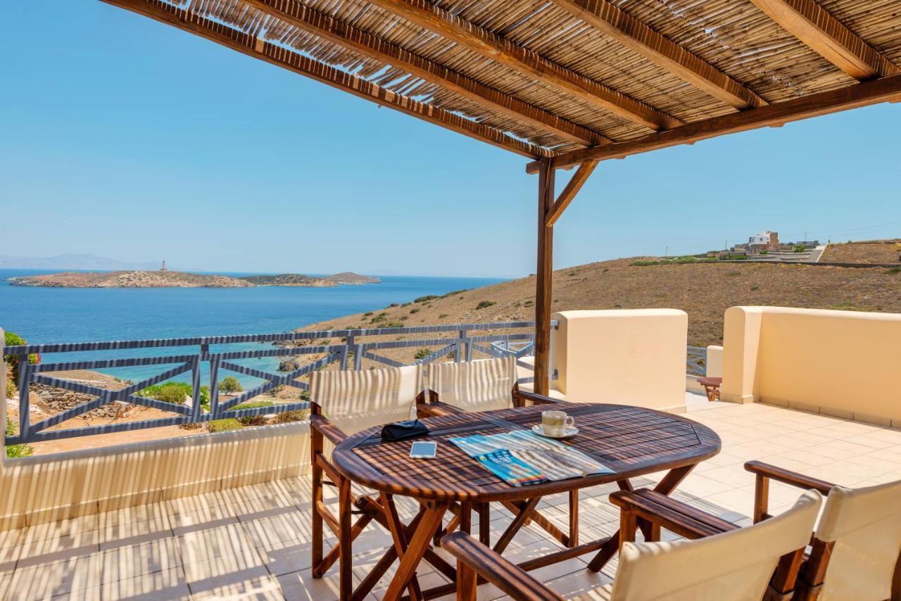 Sunrise Beach Suites Azolimnos Exterior photo