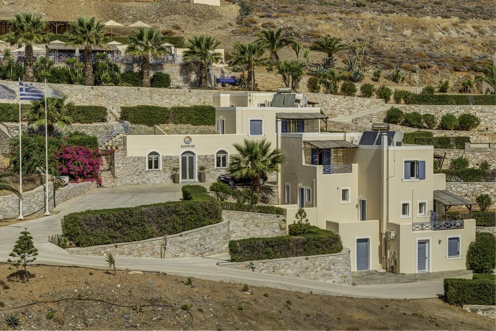 Sunrise Beach Suites Azolimnos Exterior photo